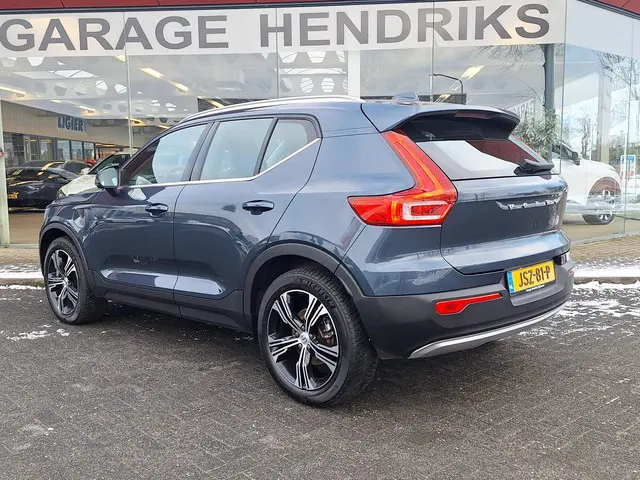 Volvo XC40 1.5 T5 Recharge R-Design 2022 Hybride Benzine 7