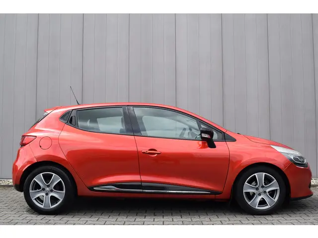 Renault Clio 0.9 TCE Dynamique 2013 Benzine 4