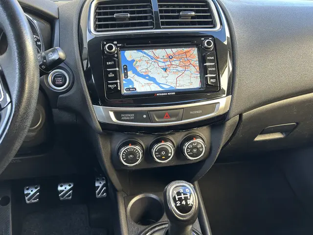 Mitsubishi ASX 1.6 Cleartec Intense 2017 Benzine 15