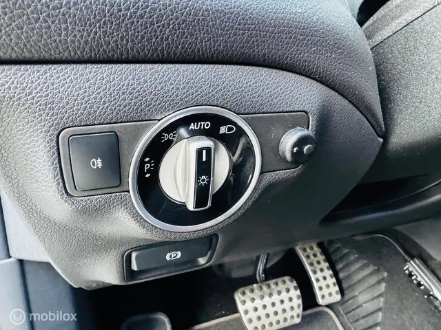 Mercedes-Benz CLA 250 Edition 1 2013 Benzine 38