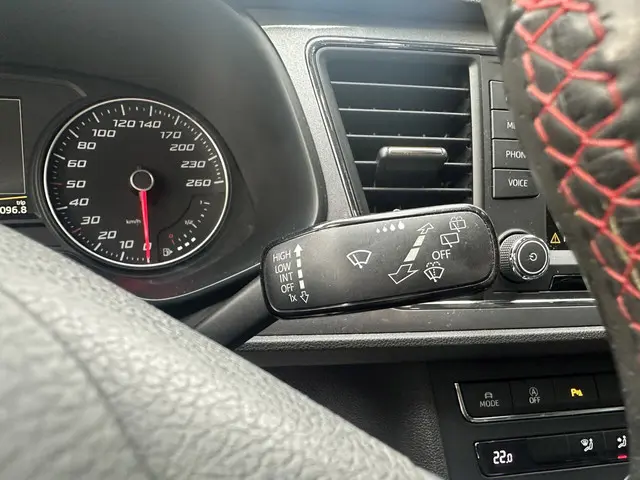 SEAT Leon ST 1.4 EcoTSI FR Connect 2015 Benzine 20