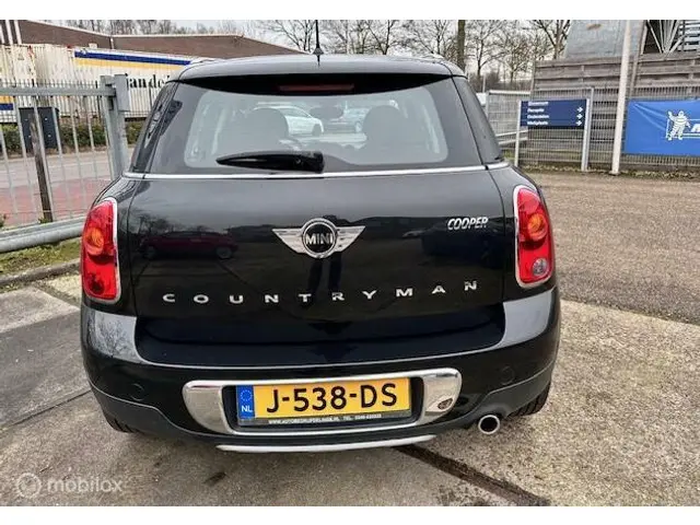 MINI Countryman 1.6 Cooper ALL4 2015 Benzine 21