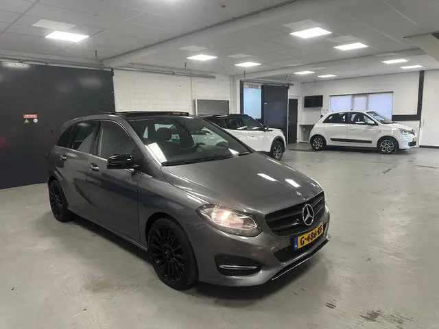 Mercedes-Benz B-Klasse 180 Prestige 2016 Benzine 4