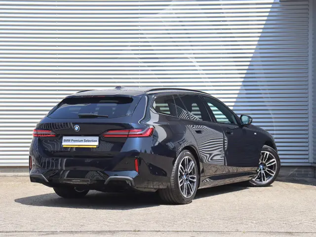 BMW i5 Touring eDrive40 2025 Elektrisch 2