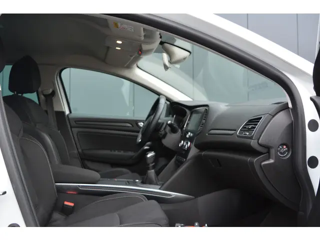 Renault Mégane 1.3 TCe Limited 2020 Benzine 28