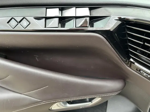 DS DS 4 E-Tense La Première 2022 Hybride Benzine 18