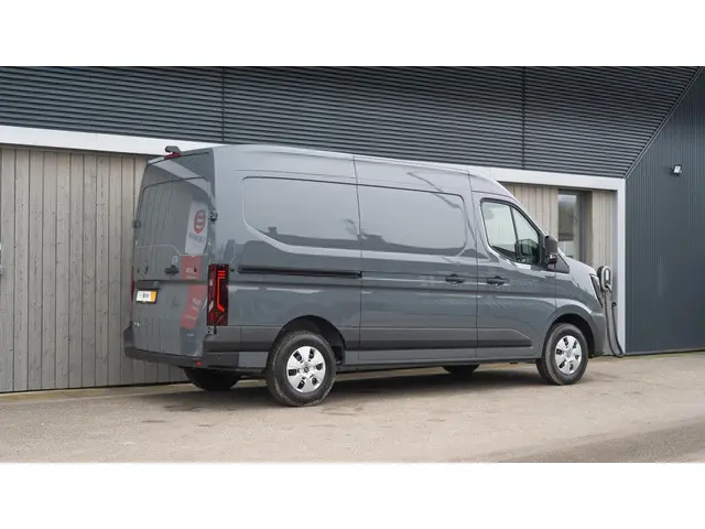 Renault Master T35 2.0 dCi 150 L2H2 Extra 2024 Diesel 5