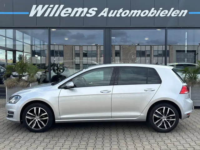 Volkswagen Golf 1.2 TSI Connected Series 2016 Benzine 3