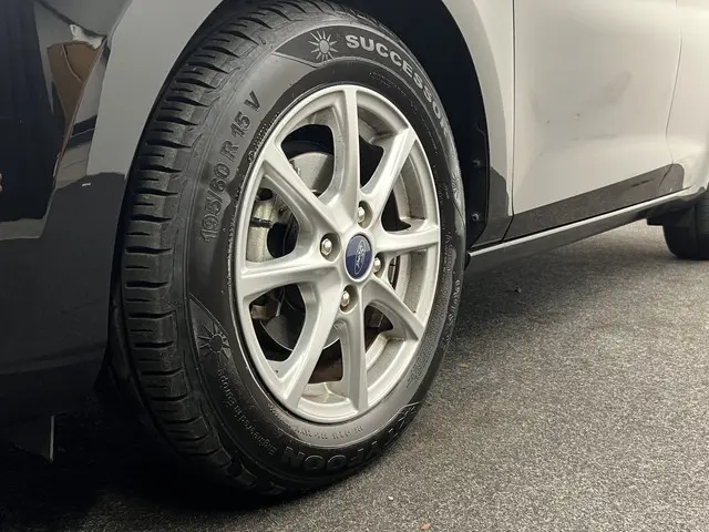 Ford Fiesta 125pk 1.0 EcoBoost Titanium 2021 Benzine 39