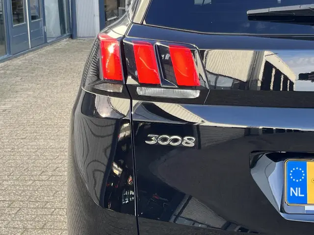 Peugeot 3008 1.6 PureTech GT Line 2020 Benzine 62