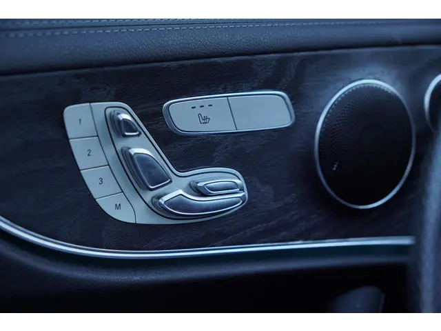 Mercedes-Benz E-Klasse Coupé 200 Premium 2018 Benzine 19
