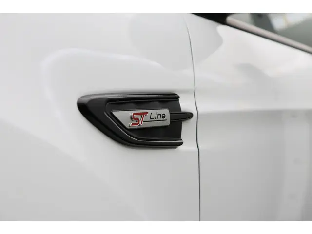 Ford Kuga 1.5 EcoBoost ST Line 2017 Benzine 19
