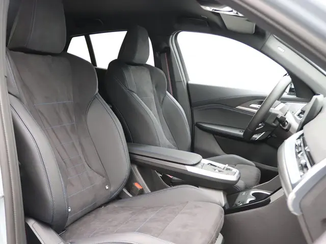 BMW iX2 eDrive20 2025 Elektrisch 30