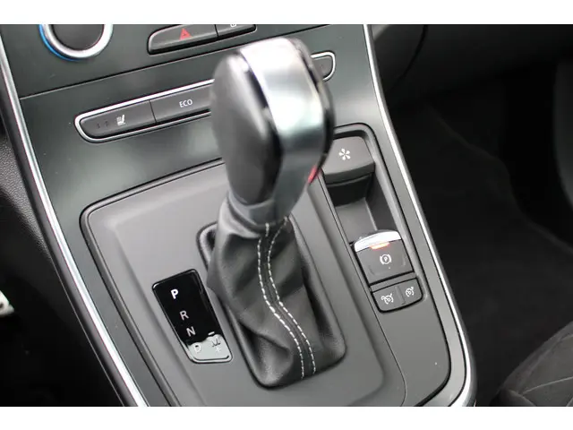 Renault Scénic 1.3 TCe Black Edition 2020 Benzine 21