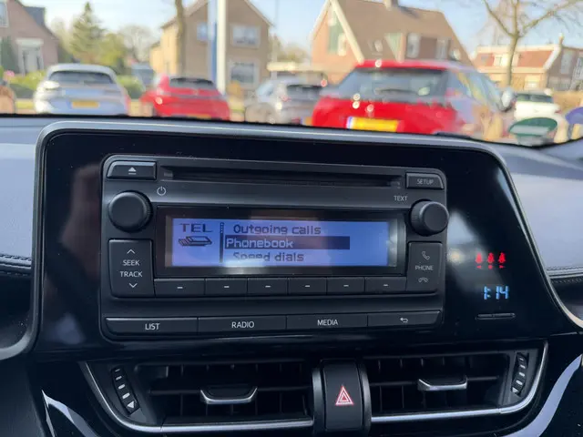 Toyota C-HR 1.2 Turbo 116 PK Comfort 2019 Benzine 12