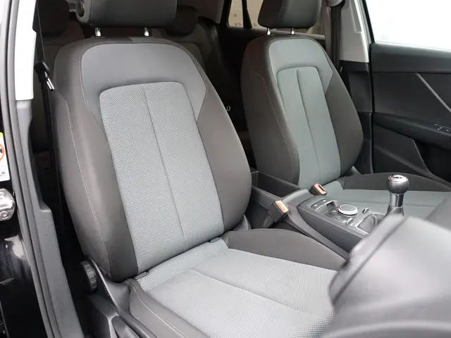 Audi Q2 1.6 TDI S-line Black Optic 2018 Diesel 25