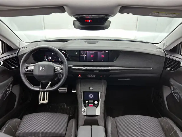 DS DS 4 1.2 Performance Line+ 2023 Benzine 10