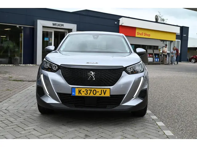 Peugeot 2008 3