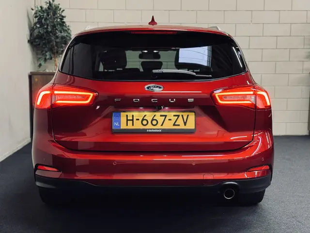 Ford Focus Wagon 1.0 EB Aut. Titanium 2020 Benzine 8