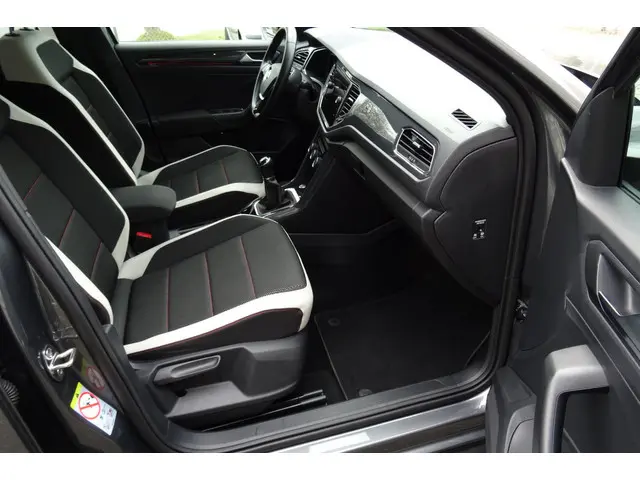 Volkswagen T-Roc 1.5 TSI Sport Business 2019 Benzine 5