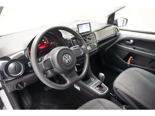 Volkswagen up! UP [ Automaat Navigatie Airco ] 2015 Benzine 13