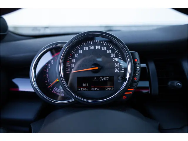 MINI Cooper S Mini Chili Serious Business 2015 Benzine 55