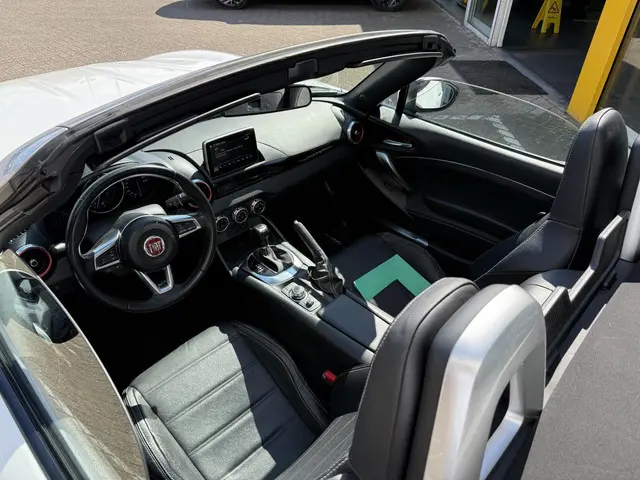 Fiat 124 Spider 1.4 MultiAir Turbo Lusso 2017 Benzine 8