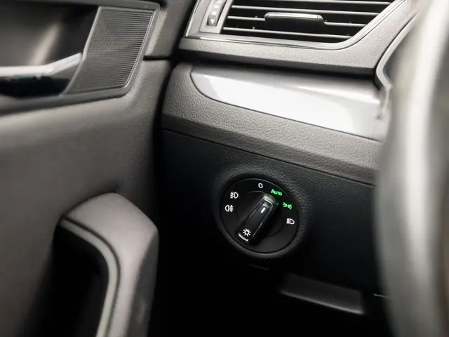 Škoda Superb Combi 1.6 TDI Sportline 2016 Diesel 25