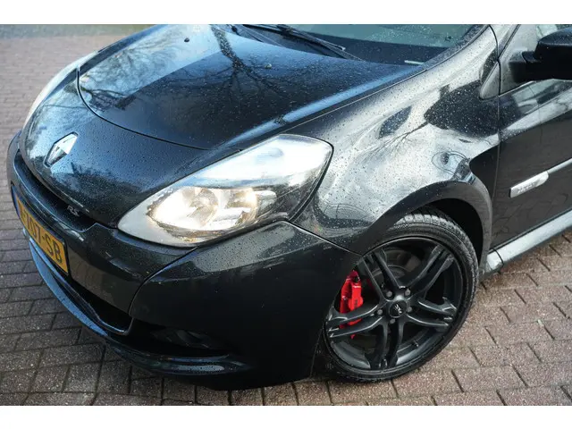 Renault Clio 2.0 RS 2013 Benzine 35