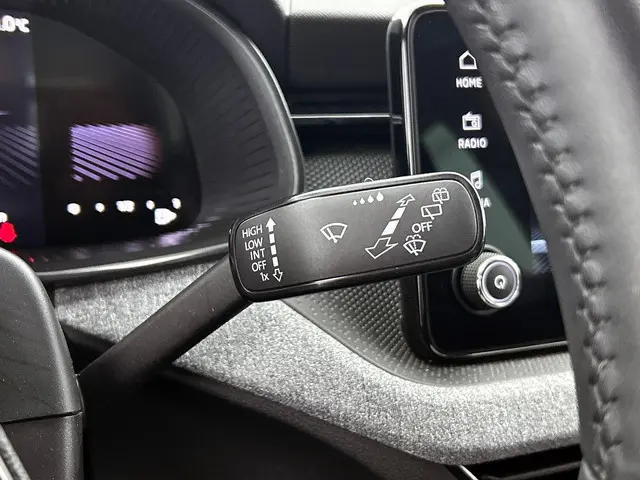 Škoda Kamiq 1.0 TSI Business Edition DSG 2025 Benzine 9