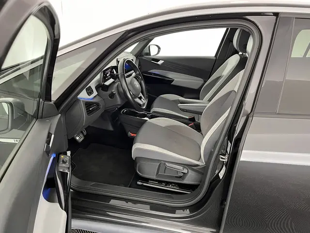 Volkswagen ID.3 First Plus 58 kWh [ 3-Fase ] 2020 Elektrisch 8