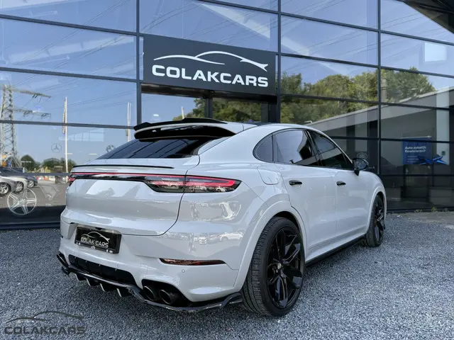 Porsche Cayenne Coupé 3.0 E-Hybrid 2021 Hybride Benzine 12