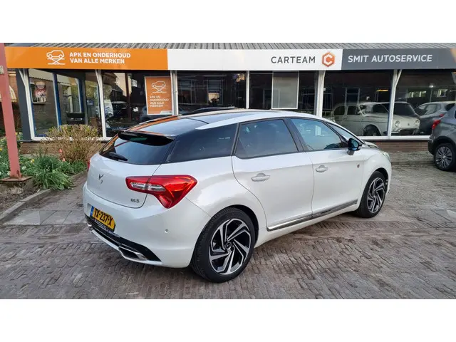 DS DS 5 1.6 THP Performance Line 2018 Benzine 47
