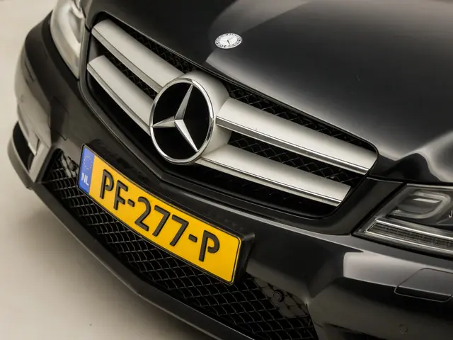 Mercedes-Benz C-Klasse Coupé 180 AMG Sport 2012 Benzine 29
