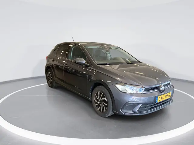 Volkswagen Polo 2