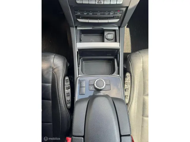 Mercedes-Benz E-Klasse Coupé 320 2015 Benzine 16
