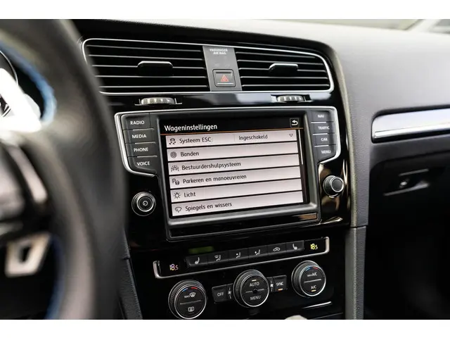 Volkswagen Golf Variant 2.0 TSI R 2015 Benzine 27