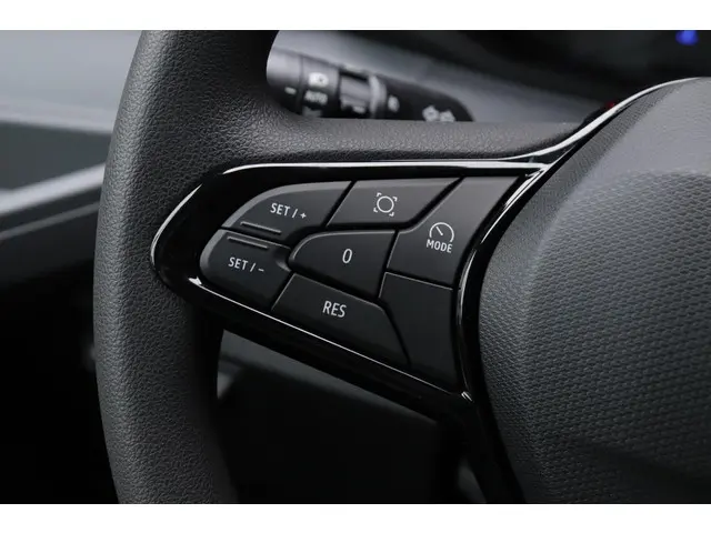 Renault Master T35 2.0 dCi 130 L2H2 Advance 2024 Diesel 19