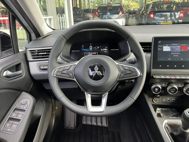 Mitsubishi Colt 1.0T MT Intense 2025 Benzine 19