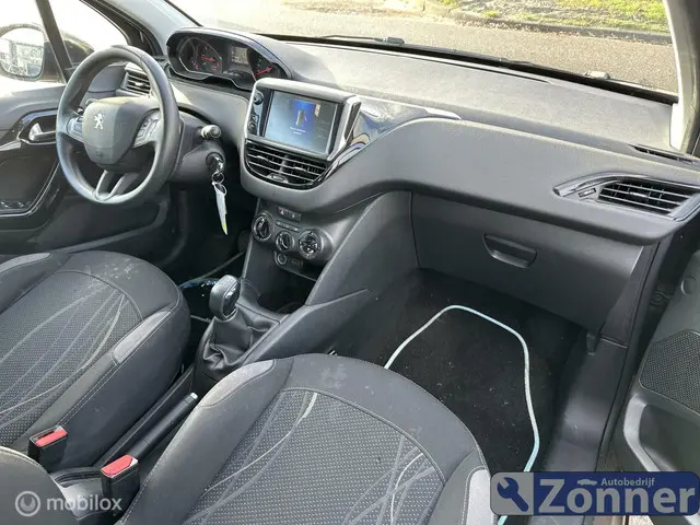 Peugeot 208 1.2 VTi Active 2013 Benzine 5