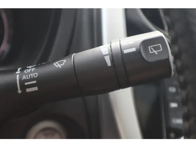 Nissan Note 1.2 DIG-S Tekna 2014 Benzine 17