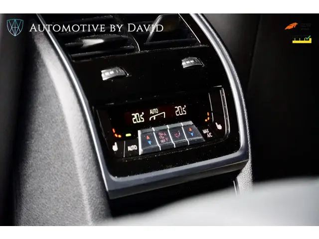 BMW XM PHEV 4.4 V8 653 pk 30 kWh 2023 Hybride Benzine 38