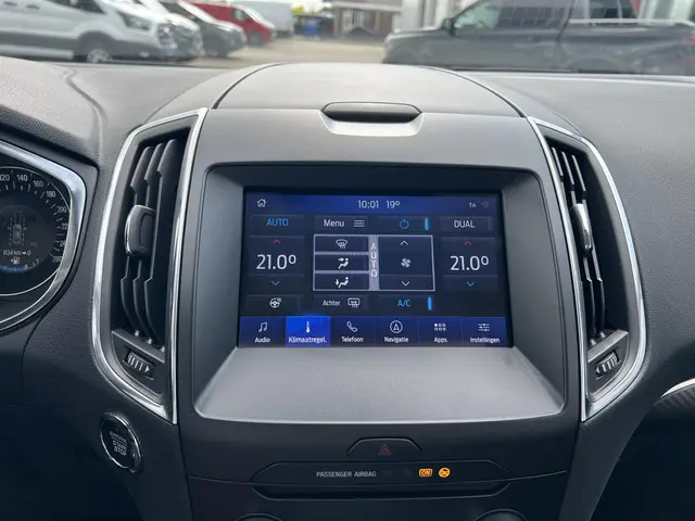 Ford S-Max 2.5 FHEV Titanium 2022 Hybride Benzine 24