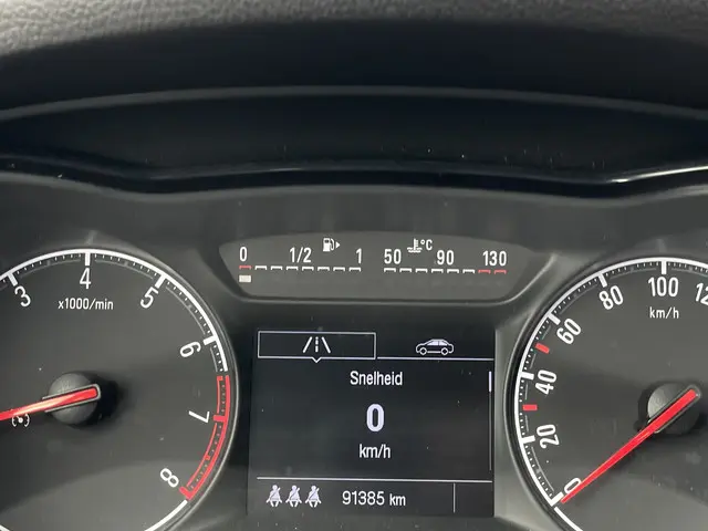 Opel Corsa 1.4 Favourite 2019 Benzine 21