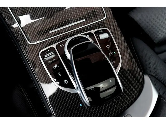 Mercedes-Benz GLC AMG 43 4MATIC | 2018 Benzine 16