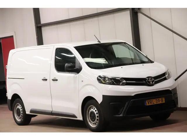 Toyota ProAce Worker 2.0 145PK L2H1 EURO 6 2022 Diesel 6