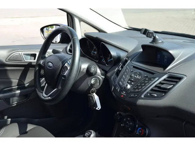 Ford Fiesta 1.0 Style Ultimate 2017 Benzine 9