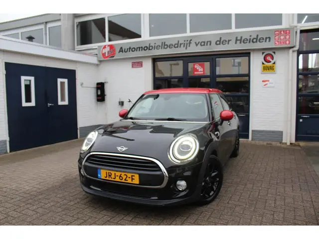 MINI One Mini 1.5 Business Plus Automaat 2019 Benzine 1