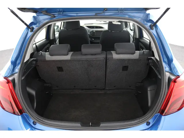 Toyota Yaris 1.5 Hybrid Lease 2015 Hybride Benzine 23