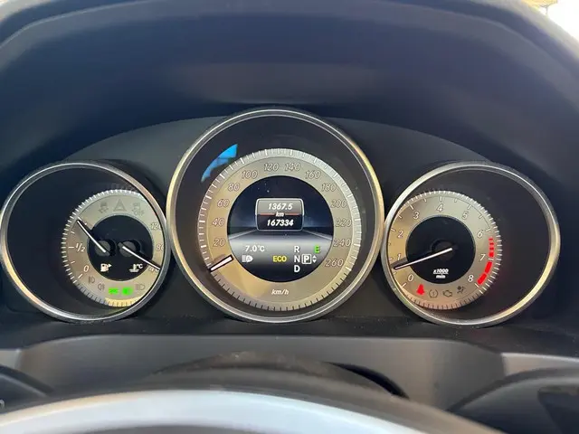 Mercedes-Benz E-Klasse Cabrio 400 Prestige 2015 Benzine 3